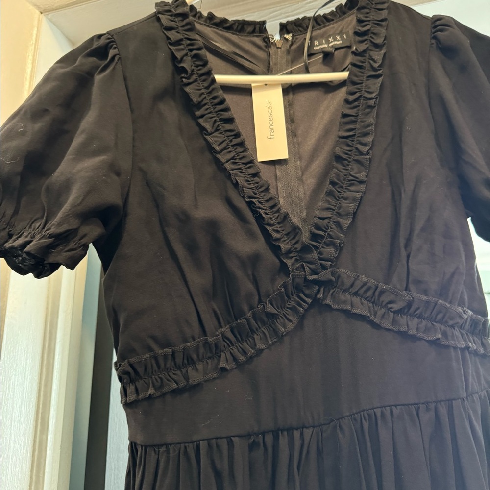 Black dressy jumper zipper back NWT